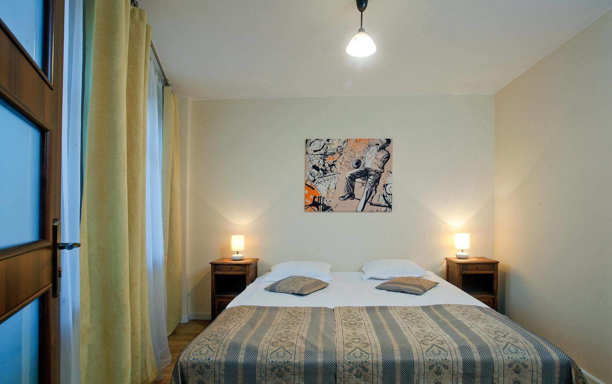 Apartamenty Centrum Villa Perla Jelenia Góra Buitenkant foto