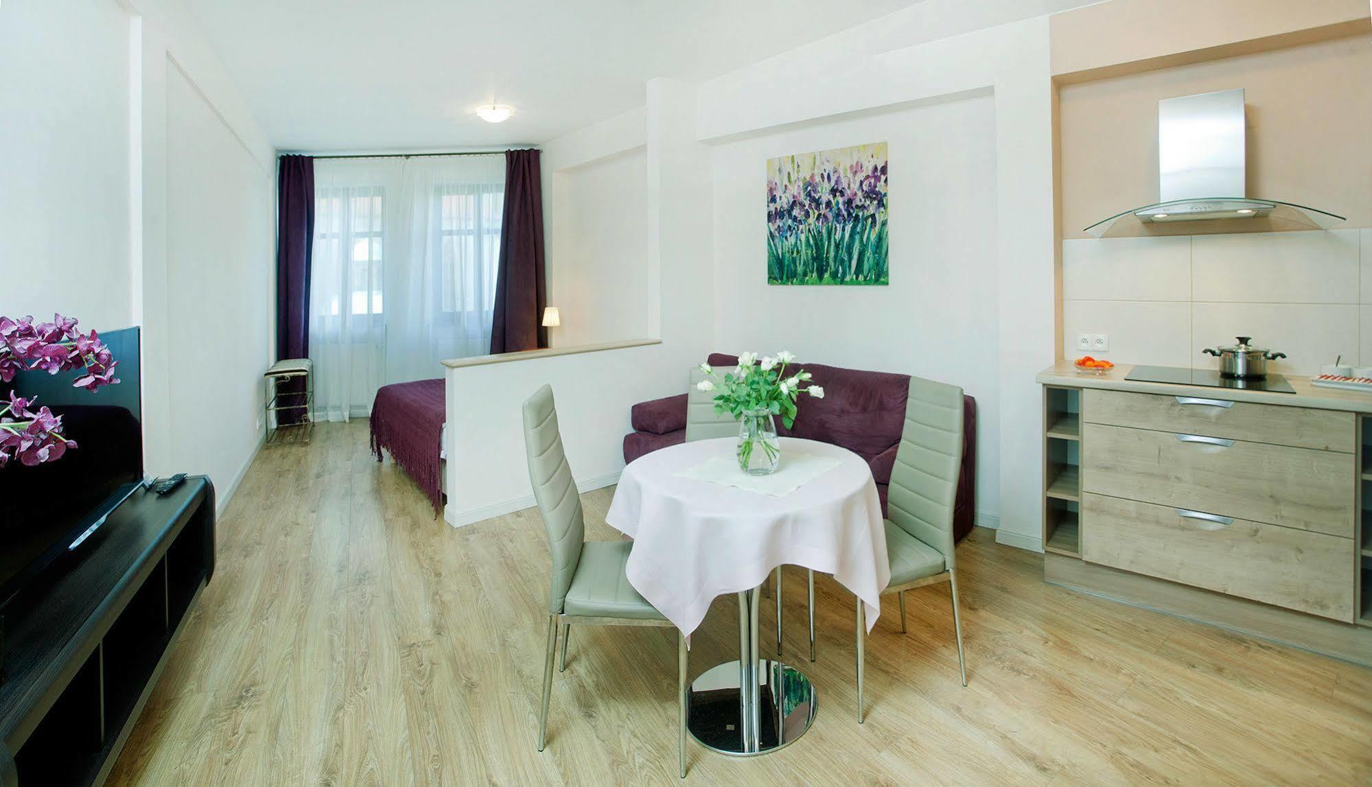 Apartamenty Centrum Villa Perla Jelenia Góra Buitenkant foto
